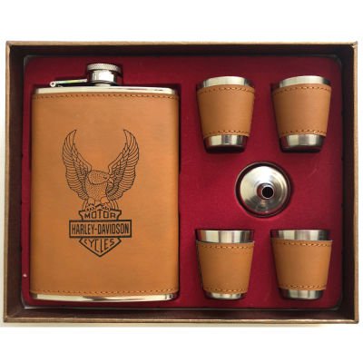 Hip Flask Set - Harley Davidson MEN CAVE at World Of Decor NZ