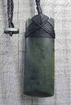 NZ Green Stone - TOKI 85mm KIWIANA at World Of Decor NZ