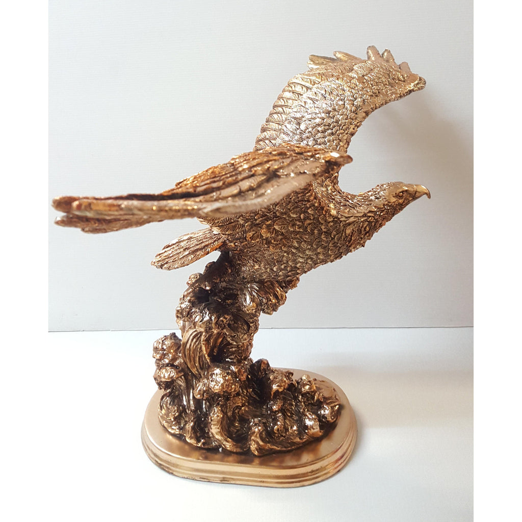 Eagle stutue 54 x 37cm SCULPTURE/ORNAMENT & ANIMAL at World Of Decor NZ