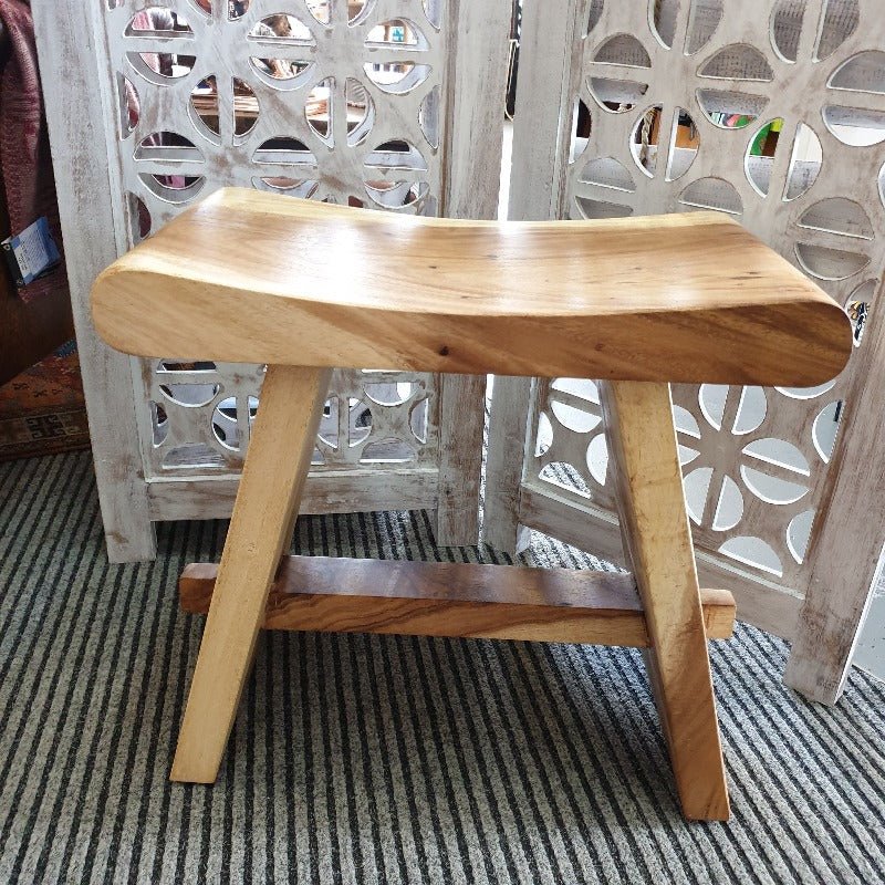 Curved Suar Stool FURNITURE at World Of Decor NZ