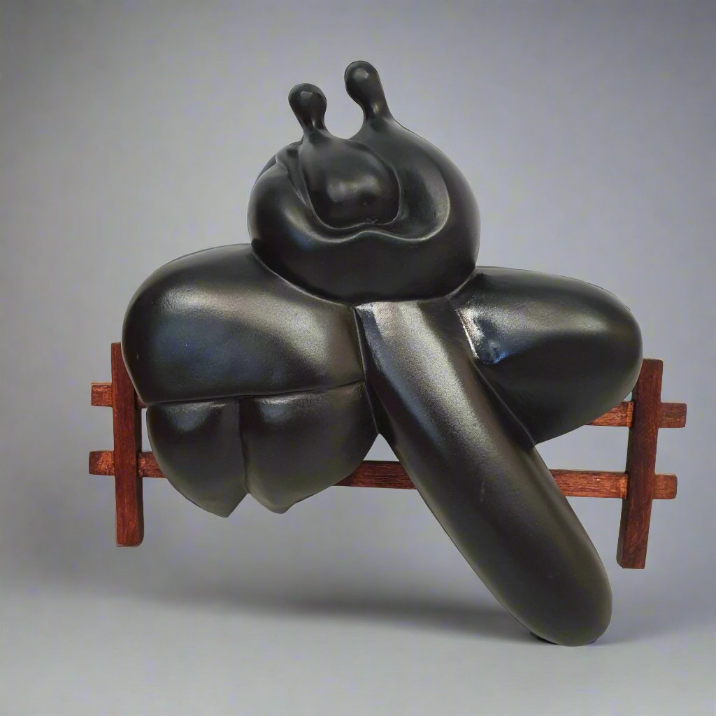 Couple on the Fence SCULPTURE/ORNAMENT & ANIMAL at World Of Decor NZ